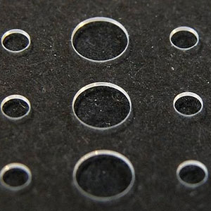 유리 레이저 절단 기계로 어떤 재료를 절단 할 수 있습니까?